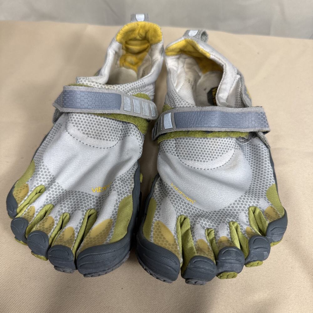 Vibram FiveFingers Gray Green M345 Barefoot Toe Shoes Men’s 9.5 EU 41 Gorpcore